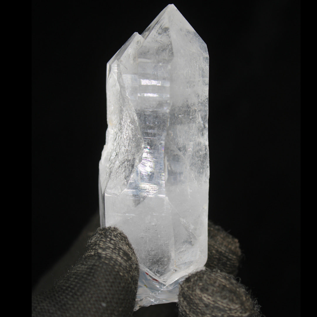 Natural Himalayan Clear Quartz Crystal 70g (7x3cm) – Energy & Healing Stone