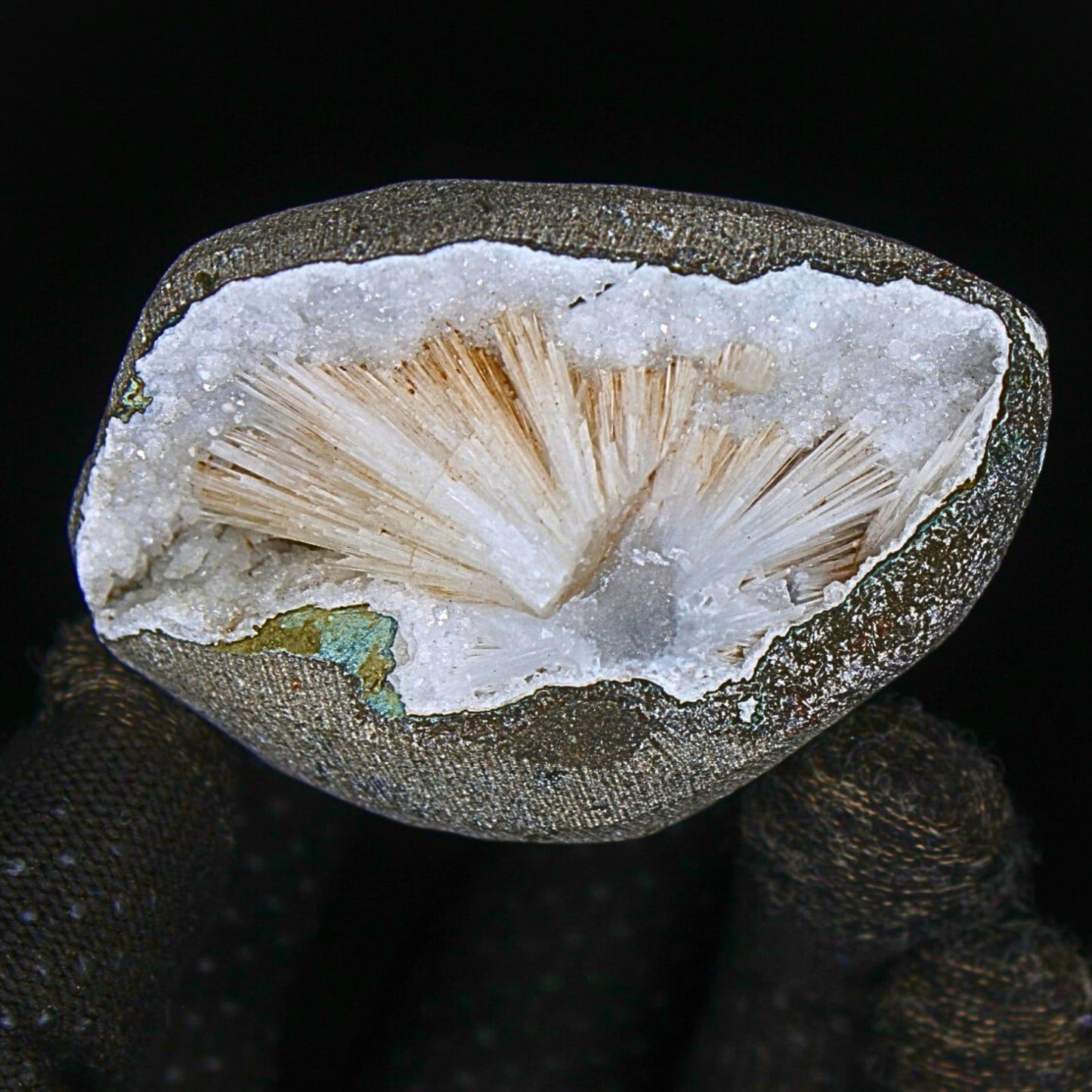 158g Natural Scolecite Geode Mineral 6x5cm High Vibration Healing Crystal Stone
