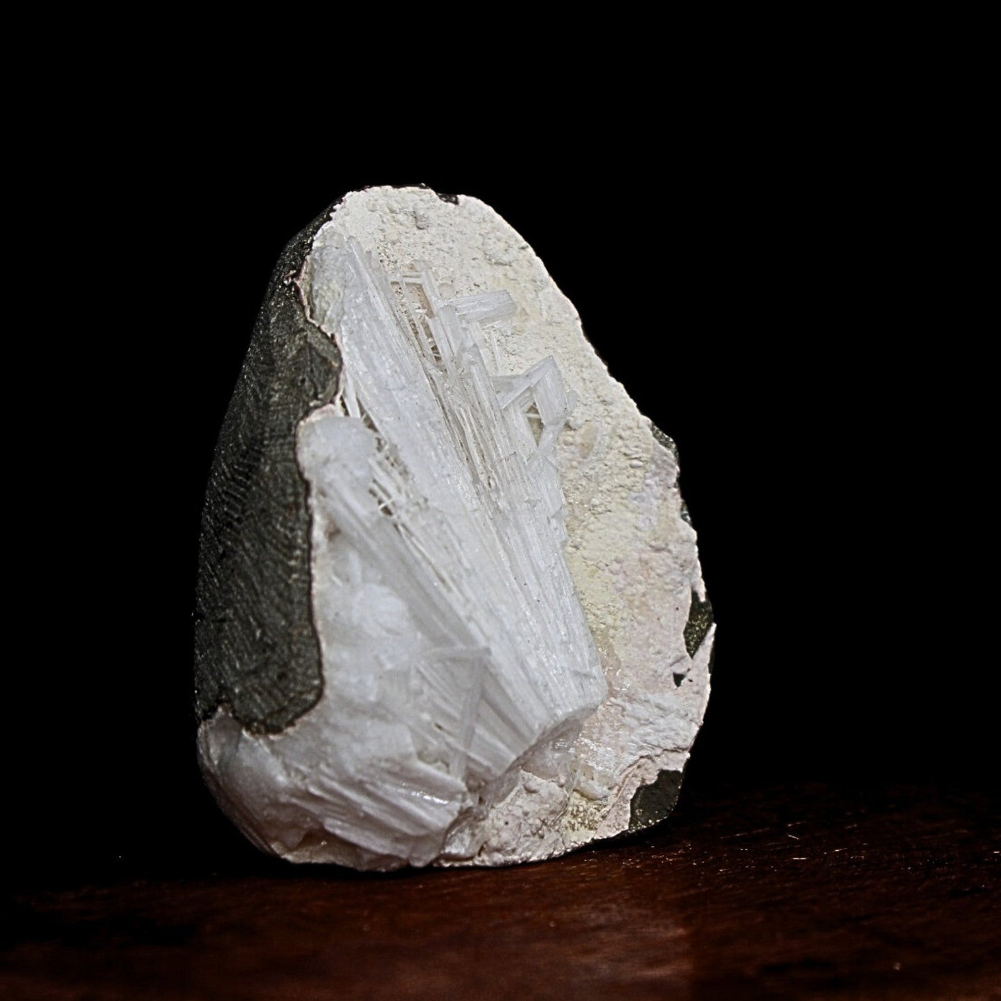 Natural Scolecite Geode 110g Raw Crystal Healing Mineral from India