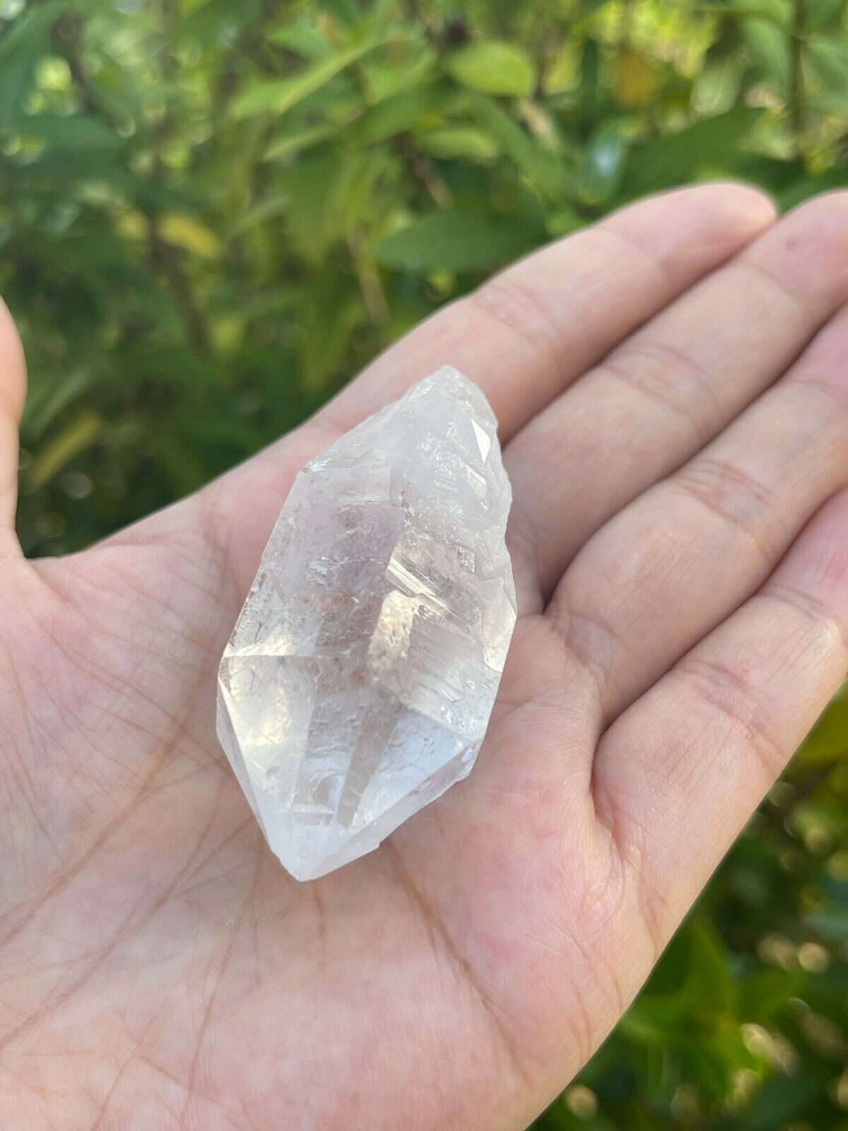 Grade A+++ Natural Clear Quartz Crystal Points, 1.5 to 3.5 Inches Long, 1-2 oz