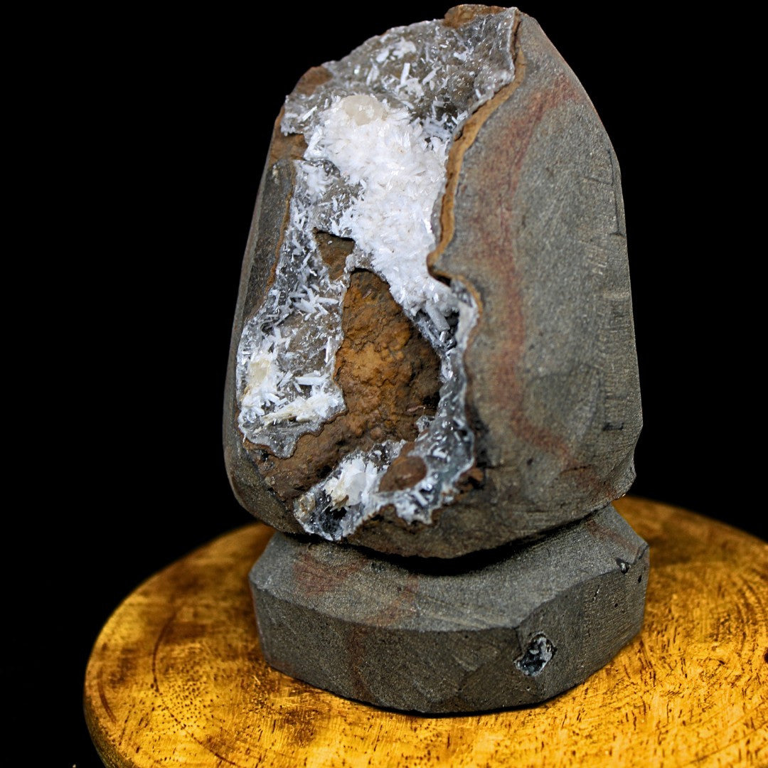 Rare Standing Scolecite Spray 680g Large Mineral Specimen Zeolite India