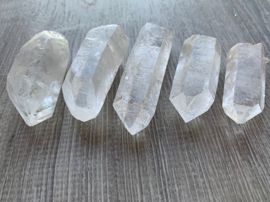 Natural Clear Quartz Crystal Point, 1.5" to 3" Raw Crystal Points,Wholesale Bulk