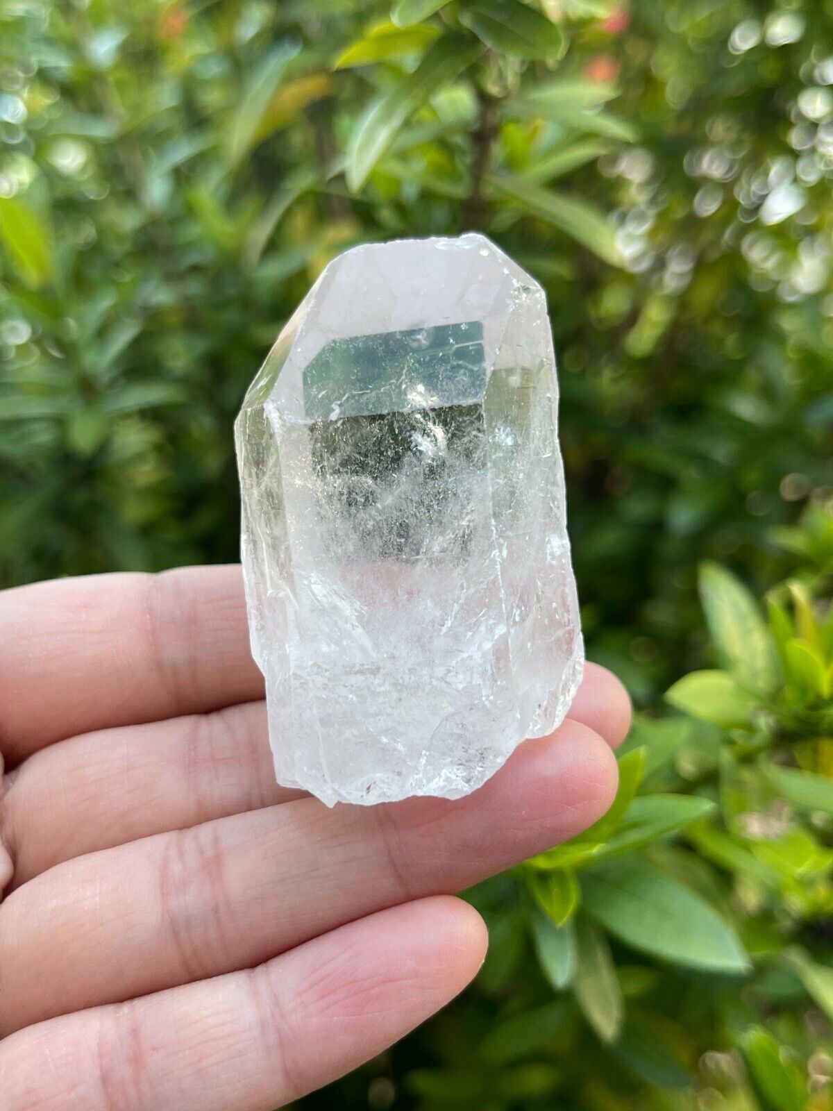 Grade A+++ Natural Clear Quartz Crystal Points, 2 to 4 Inches Long, 2-3 oz