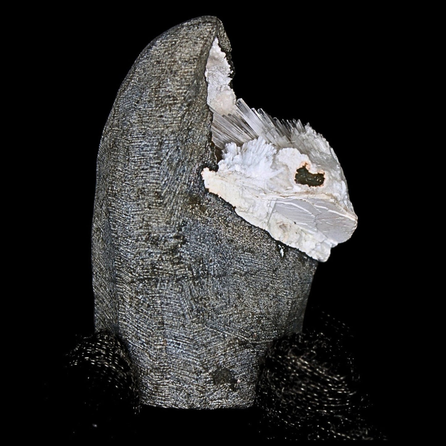 140g Scolecite Geode Natural Needle Crystal Cluster Mineral India 7x4cm