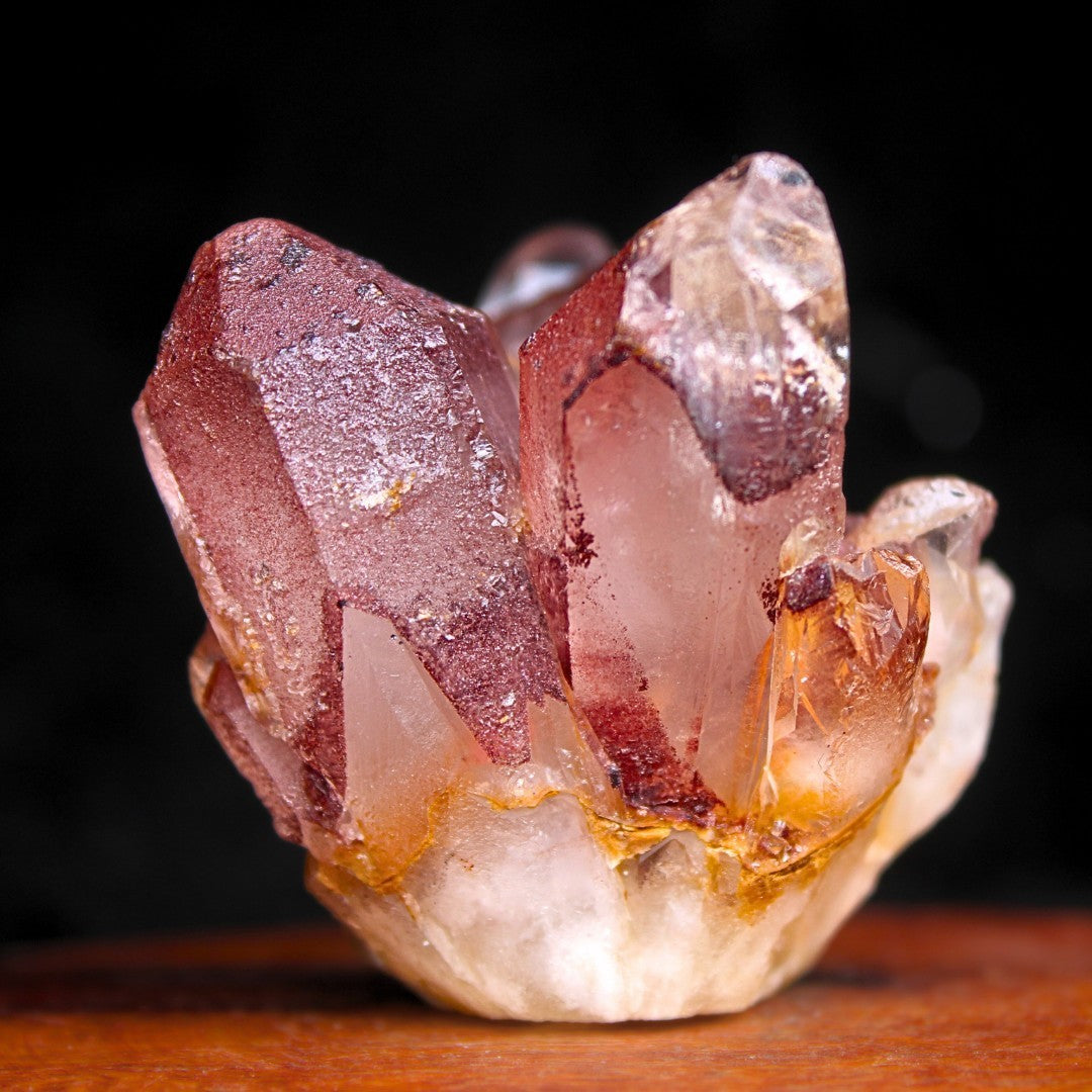 Phantom Quartz Crystal 120g 5x5 cm Rare Inclusions Natural Display Piece