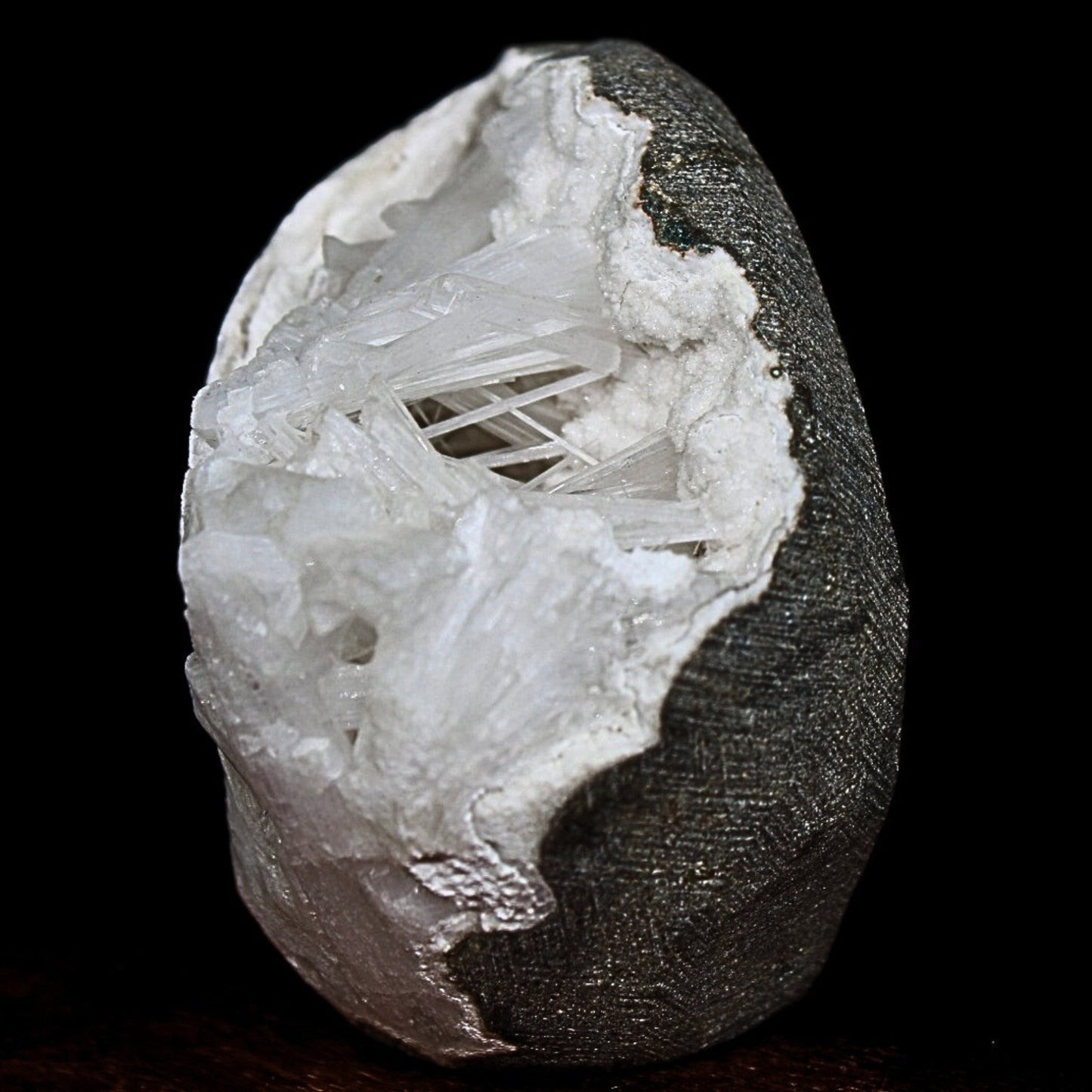Beautiful Scolecite Geode 136g Natural Zeolite Mineral Specimen from India