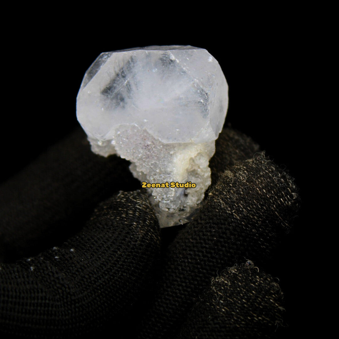 Apophyllite Unusual Crystal Cluster 4cm 140g Rare Luster Tower Specimen from Ind