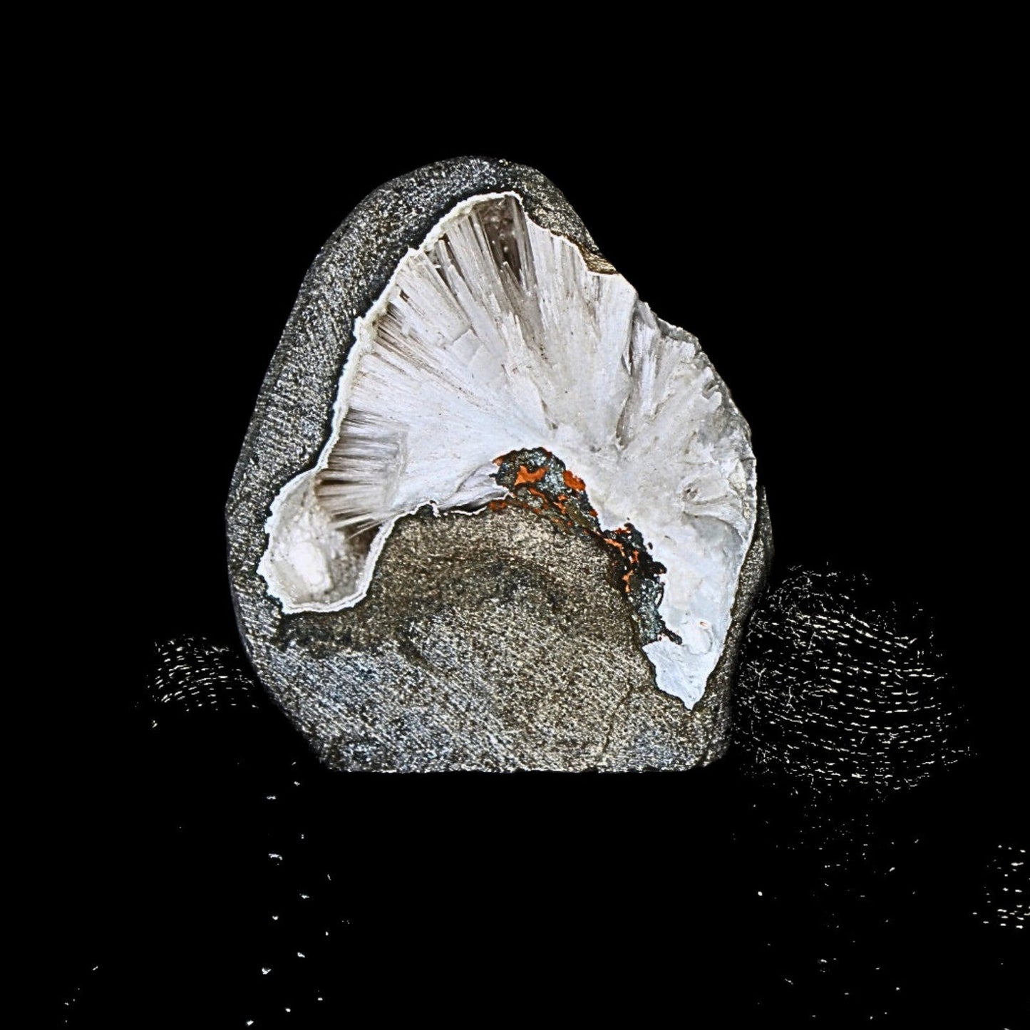 Scolecite Geode 68g Healing Crystal Crown Chakra Reiki Meditation Stone