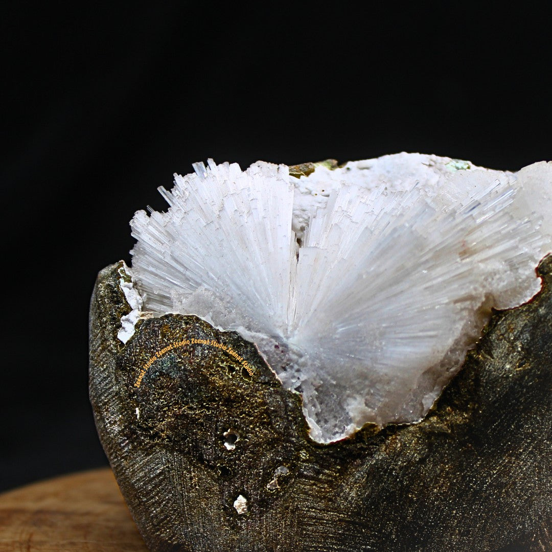 Apophyllite & Scolecite 270g Geode Spray Rare Mineral Specimen from India