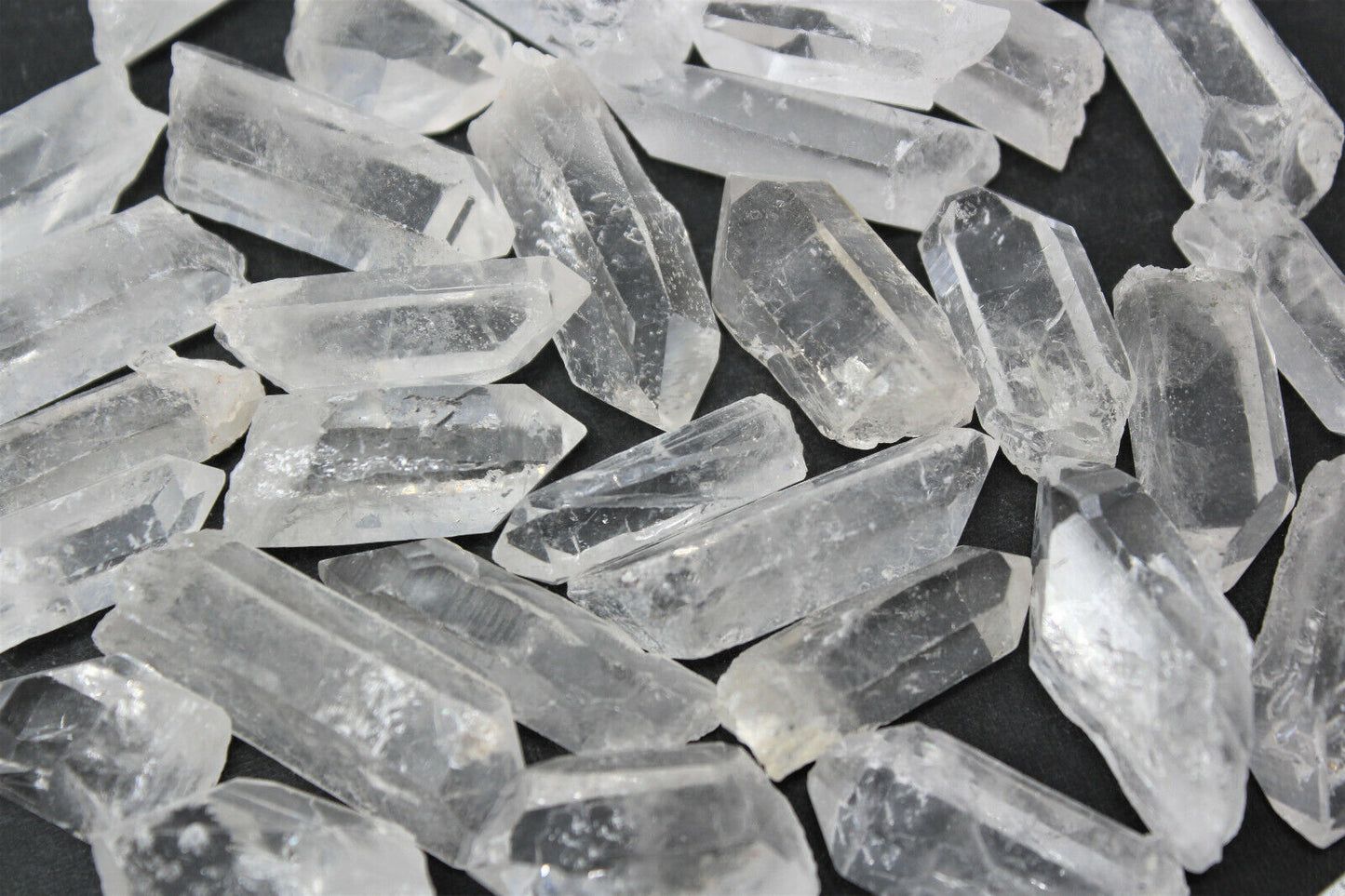 Wholesale Bulk Lot 2 lb Natural Clear Quartz Crystal Points Wand, AAA Quality