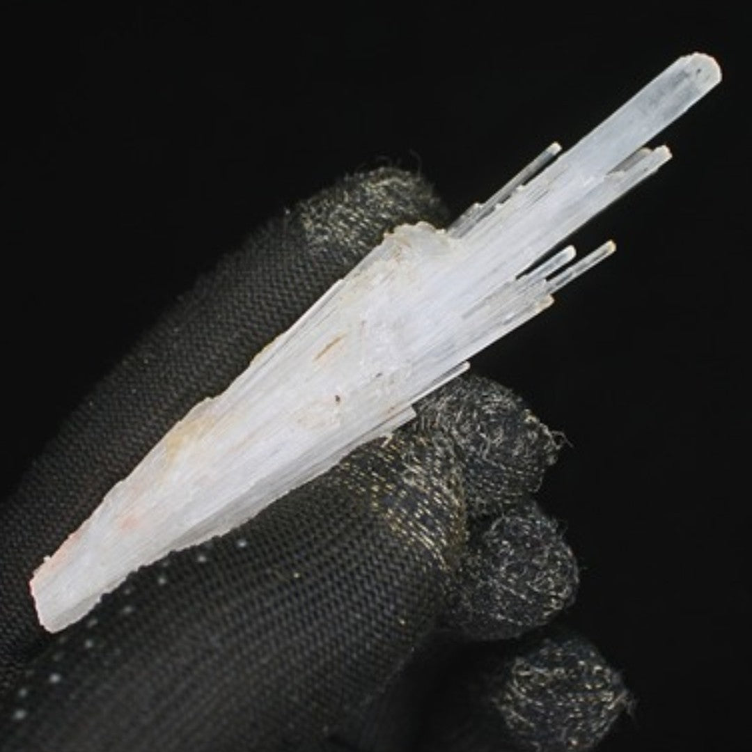 Natural Scolecite Cluster 20g Raw White Zeolite Mineral from India