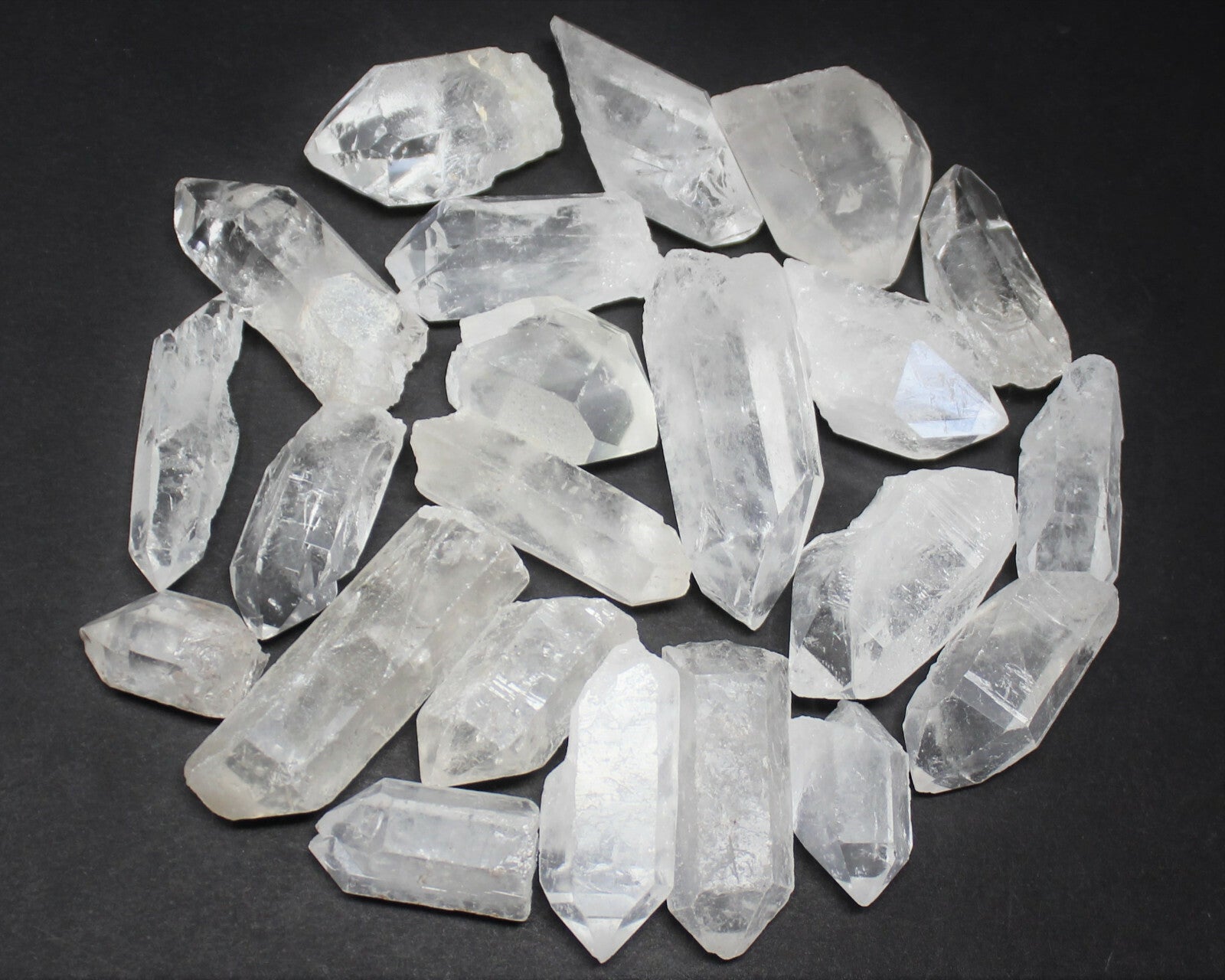 Wholesale Bulk Lot 2 lb Natural Clear Quartz Crystal Points Wand, AAA Quality