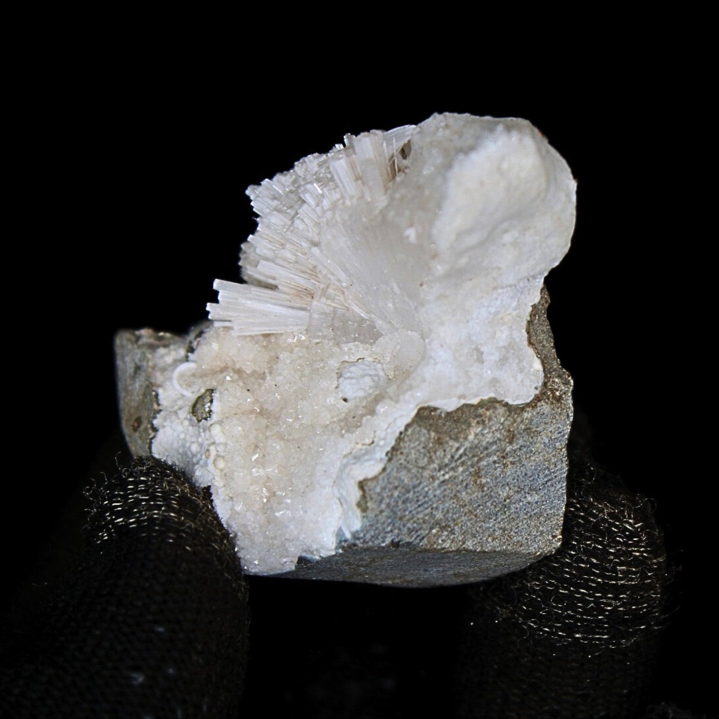 Scolecite Geode 60g 6x4cm Natural White Crystal for Meditation Healing
