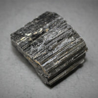 🖤 Bulk Extra Grade Shiny Natural Rough Black Tourmaline Rods – Box of 14–18 Pcs