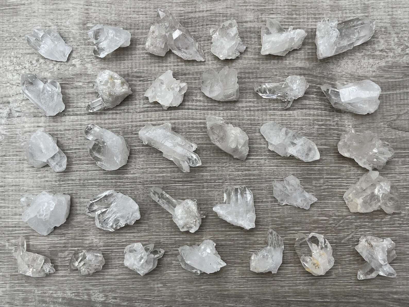 10 pcs Box Clear Quartz Clusters Collection, Grade A++ Raw Clear Quartz Geode