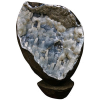 Chalcedony Geode Healing Cluster 4.64 lbs 19x13 cm Natural Crystal Specimen