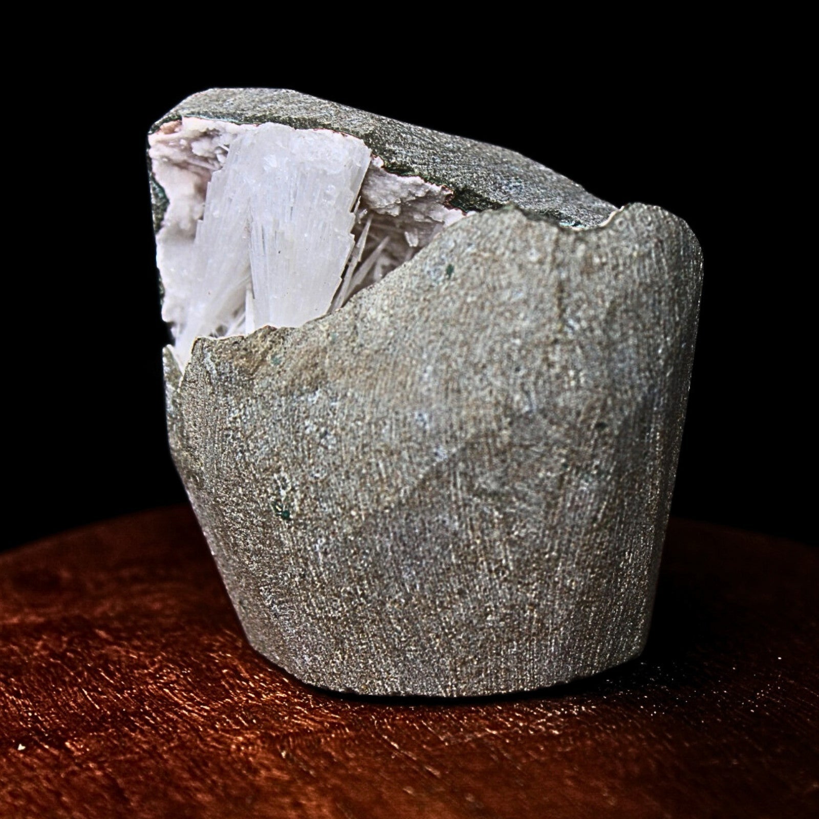 Healing Scolecite Geode 172g Natural Crystal Cluster for Meditation India