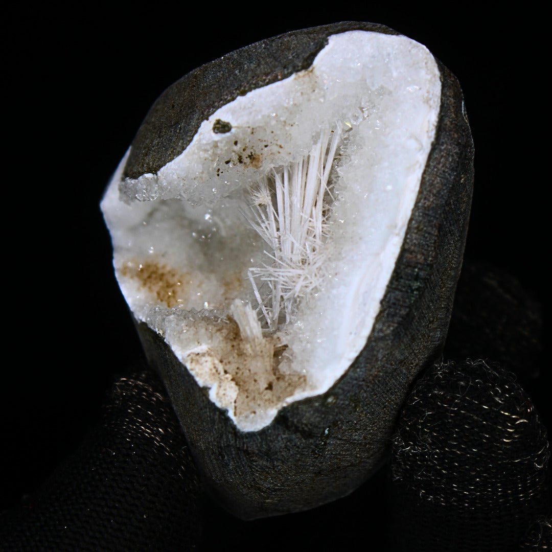 Natural Scolecite Spray Geode – 135g – Zeolite Crystal from India 🇮🇳