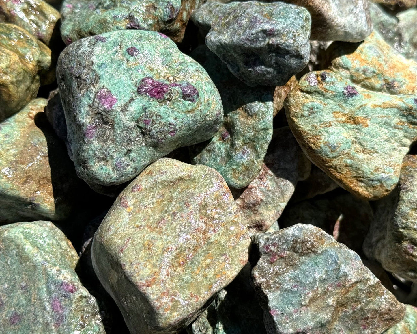 5 lb CLEARANCE Natural Rough Ruby Zoisite Wholesale Bulk Lots (Raw Ruby Zoisite)