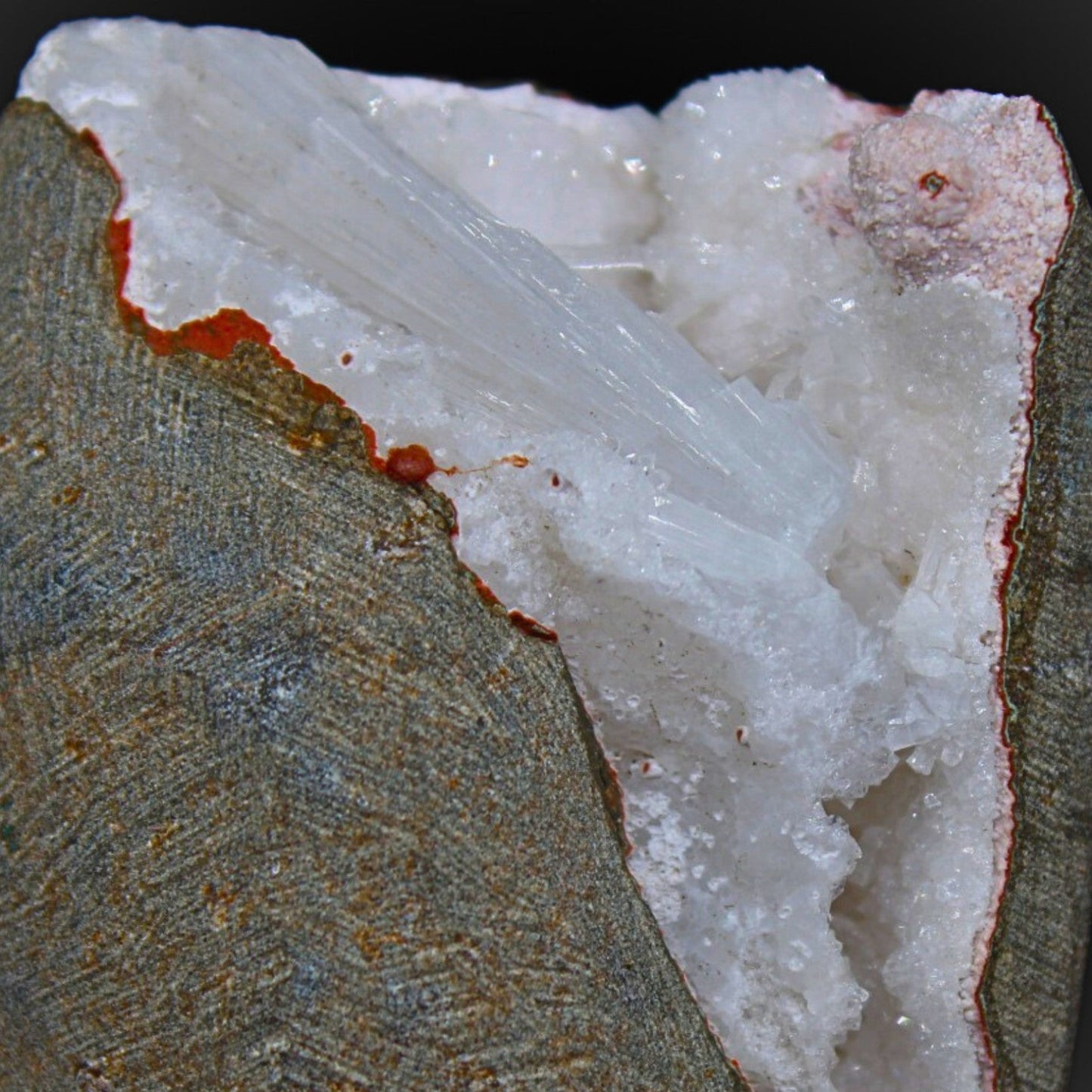 Stunning Scolecite Geode Healing Cluster – 6.3x5cm High Vibration Spiritual 185g