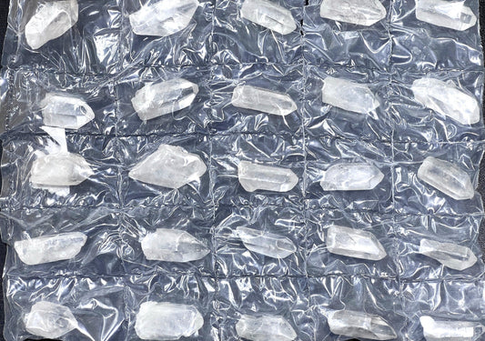 Clear Quartz Crystal Points (25 Pieces) Assorted Flat Pack Rough Raw Gemstones