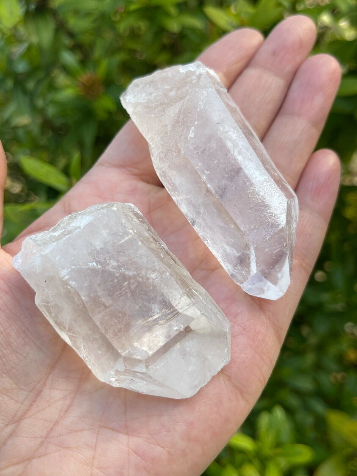 Grade A+++ Natural Clear Quartz Crystal Points, 2 to 4 Inches Long, 2-3 oz