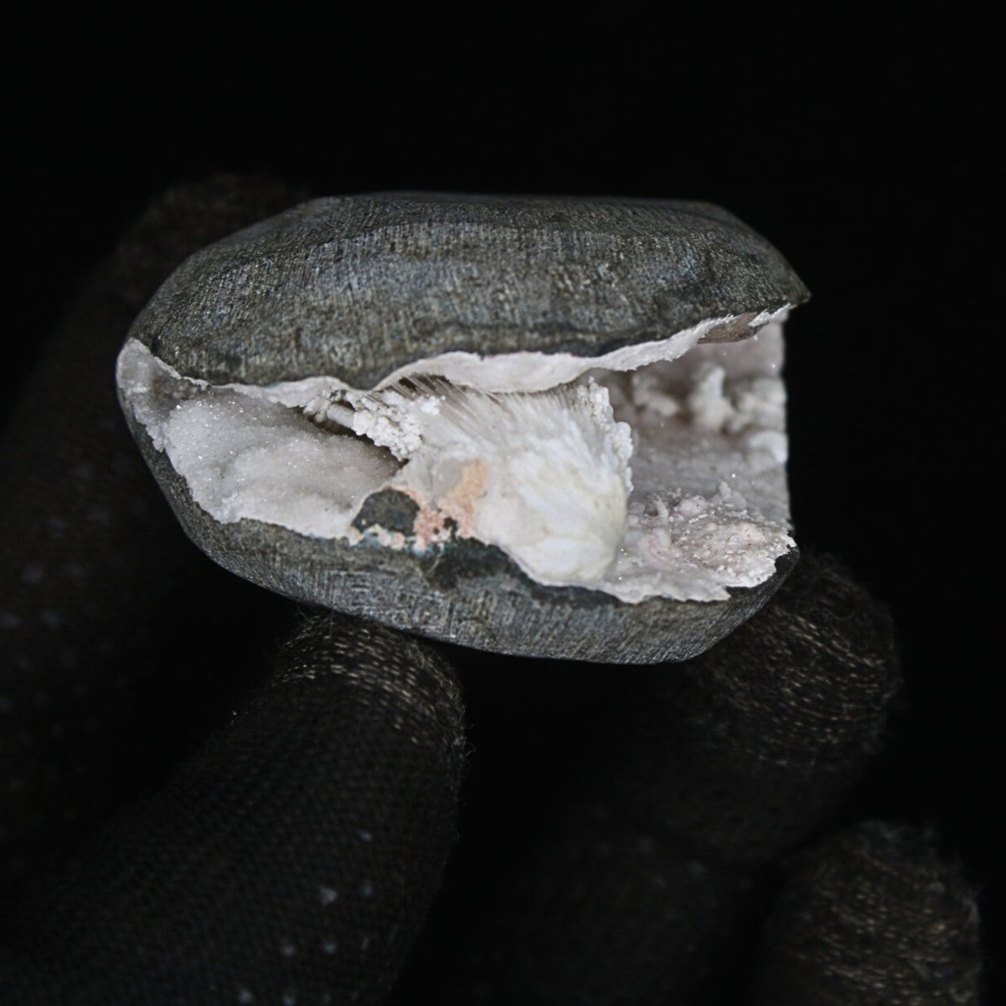 116g Scolecite Geode Spray Crystal – Natural Zeolite Mineral from India