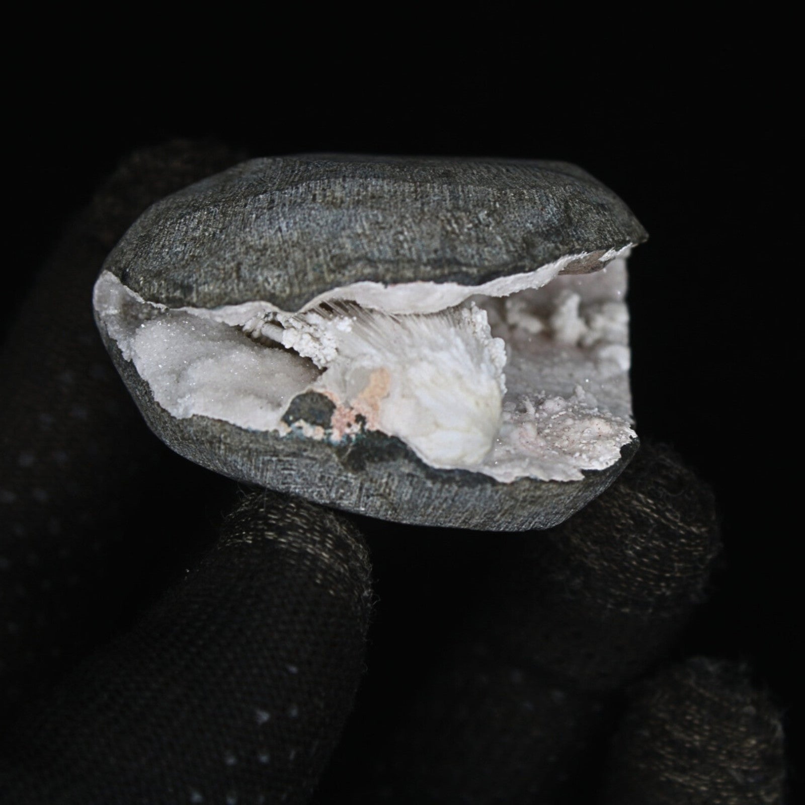 116g Scolecite Geode Spray Crystal – Natural Zeolite Mineral from India