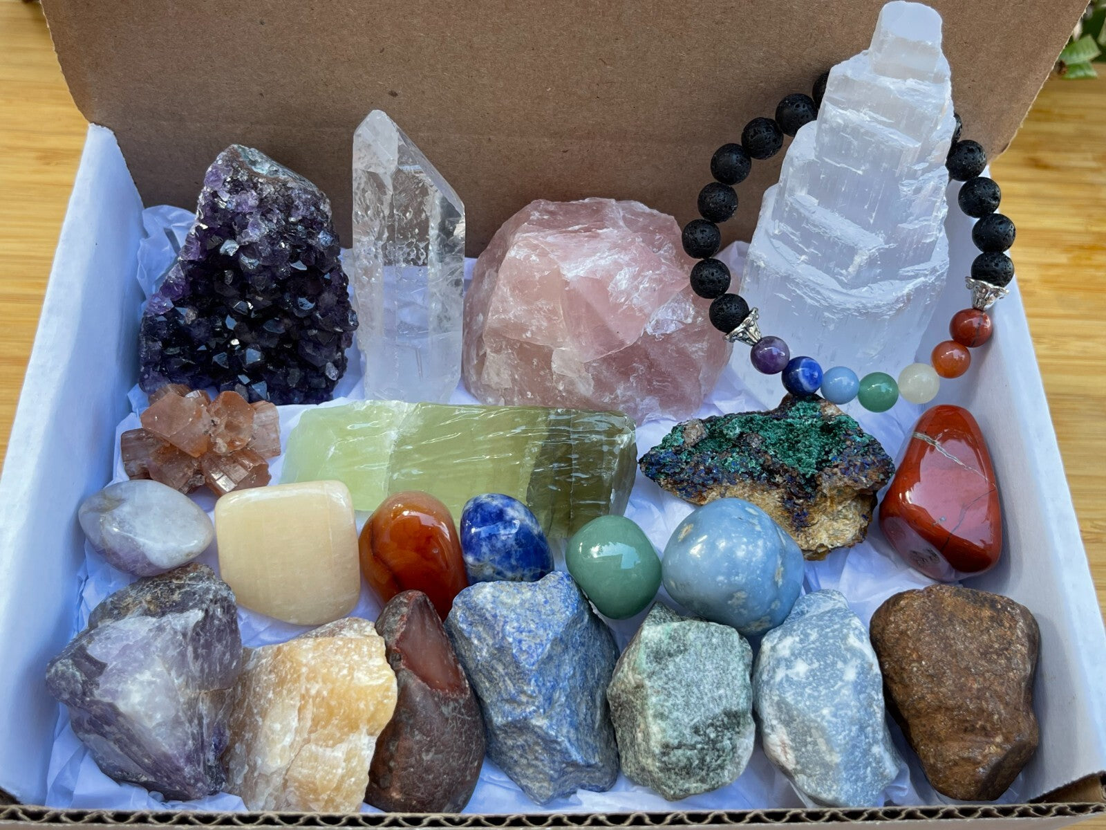 22pcs Premium Beginning Crystal Kit In Box, Crystals Gift Set!