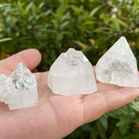 Large Apophyllite Tips & Points – Natural Apophyllite Pyramids Small - large (3g - 90g)
