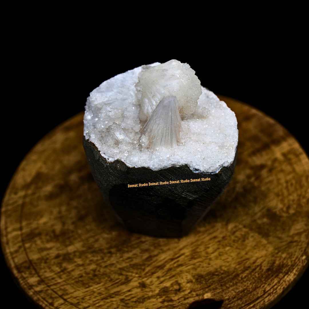 Rare Scolecite Stilbite Heulandite Geode 235g Mineral Specimen India