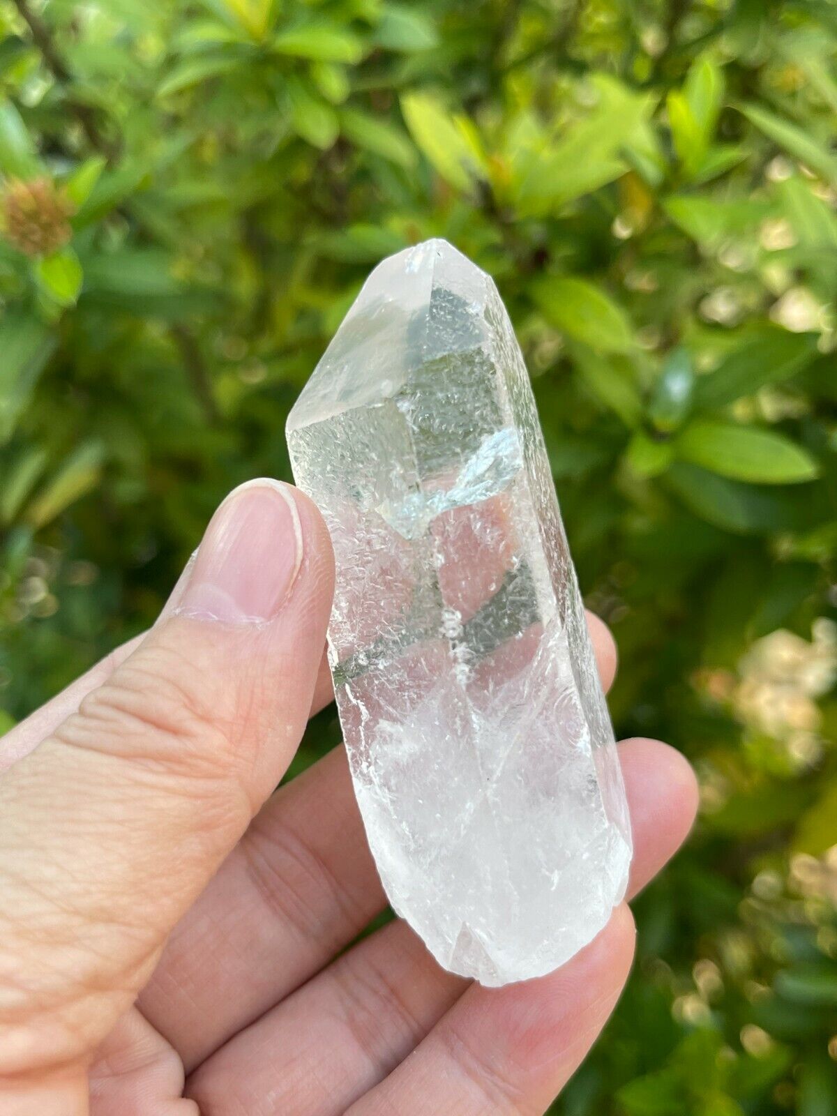 Grade A+++ Natural Clear Quartz Crystal Points, 2 to 4 Inches Long, 2-3 oz