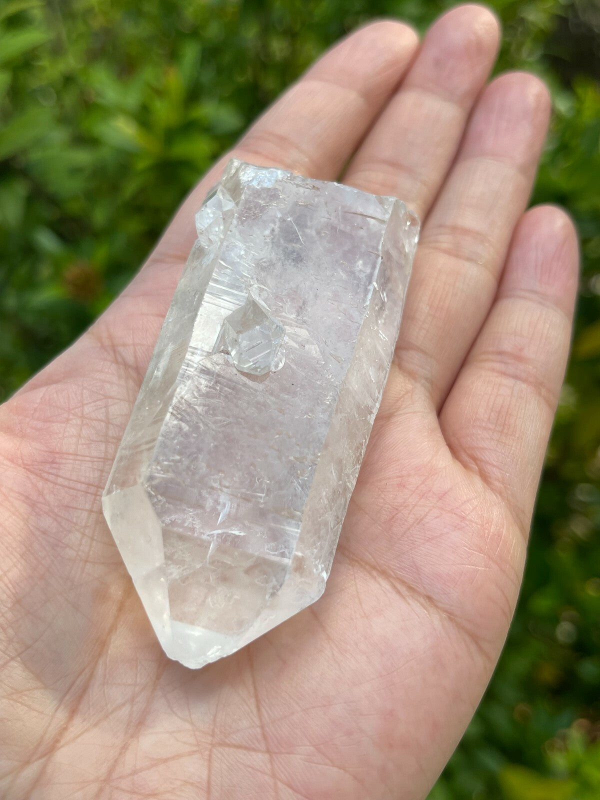 Grade A+++ Natural Clear Quartz Crystal Points, 2 to 4 Inches Long, 2-3 oz