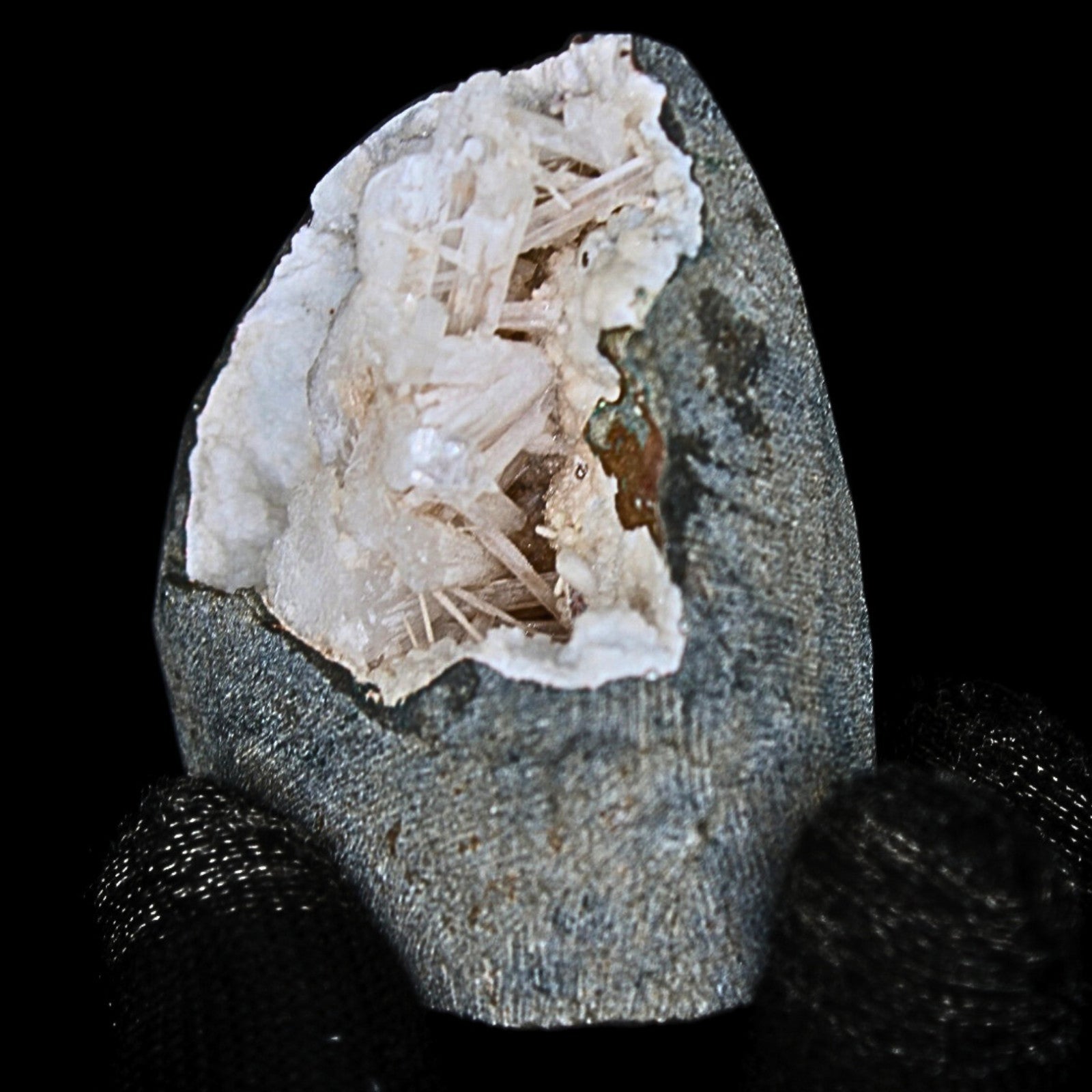 130g Scolecite Geode Natural Crystal Cluster Mineral Specimen 6x5cm India