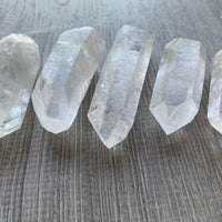 Natural Clear Quartz Crystal Point, 1.5" to 3" Raw Crystal Points,Wholesale Bulk