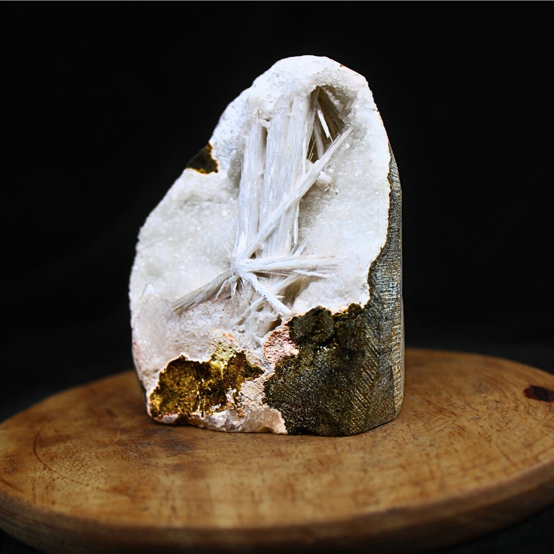 220g Scolecite Geode,Scolecite Spray In Geode Quartz Crystal, Rare Gemstone