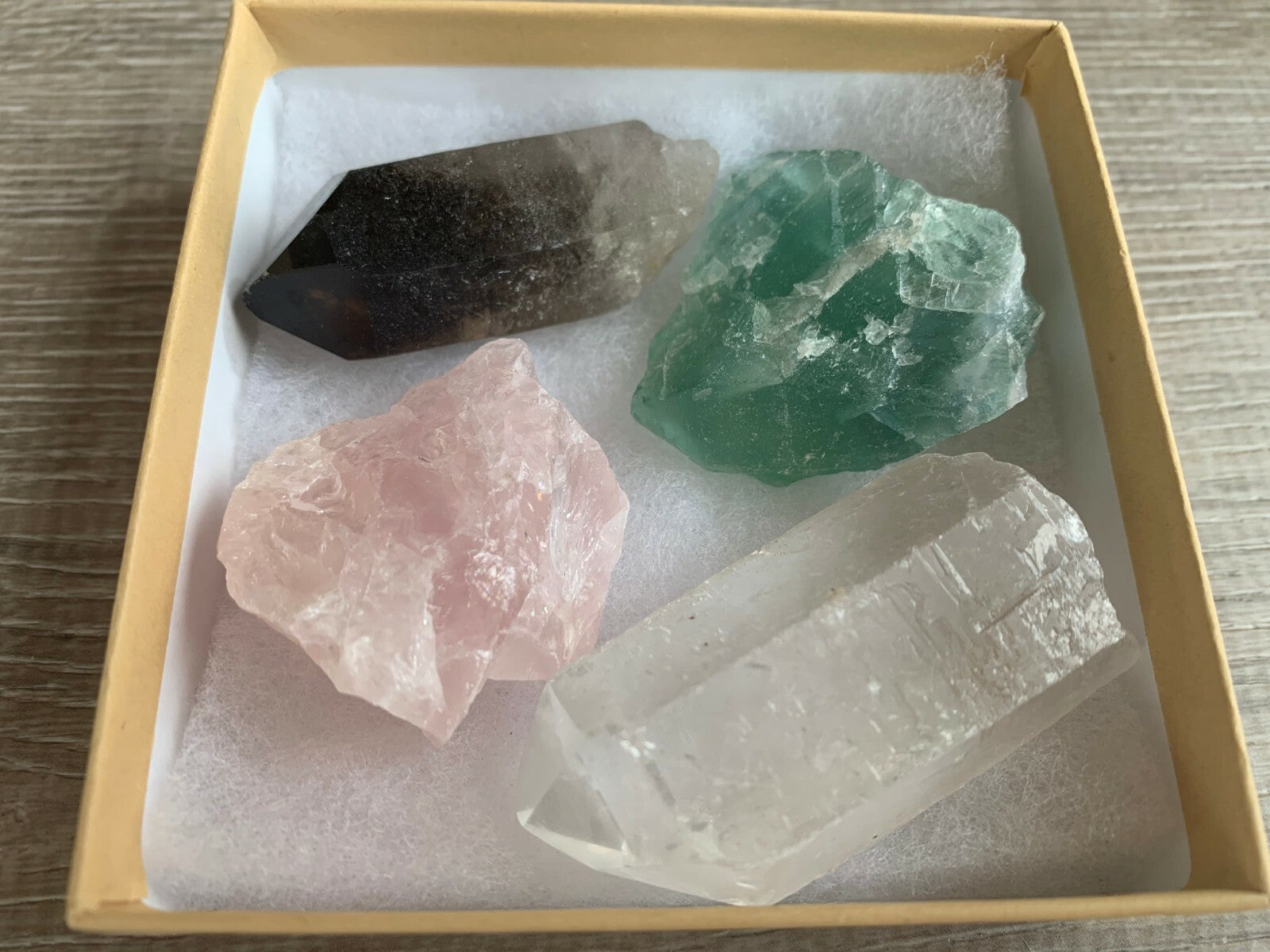 Premium Crystals & Healing Stones Set for New Beginnings, Meditation, Protection