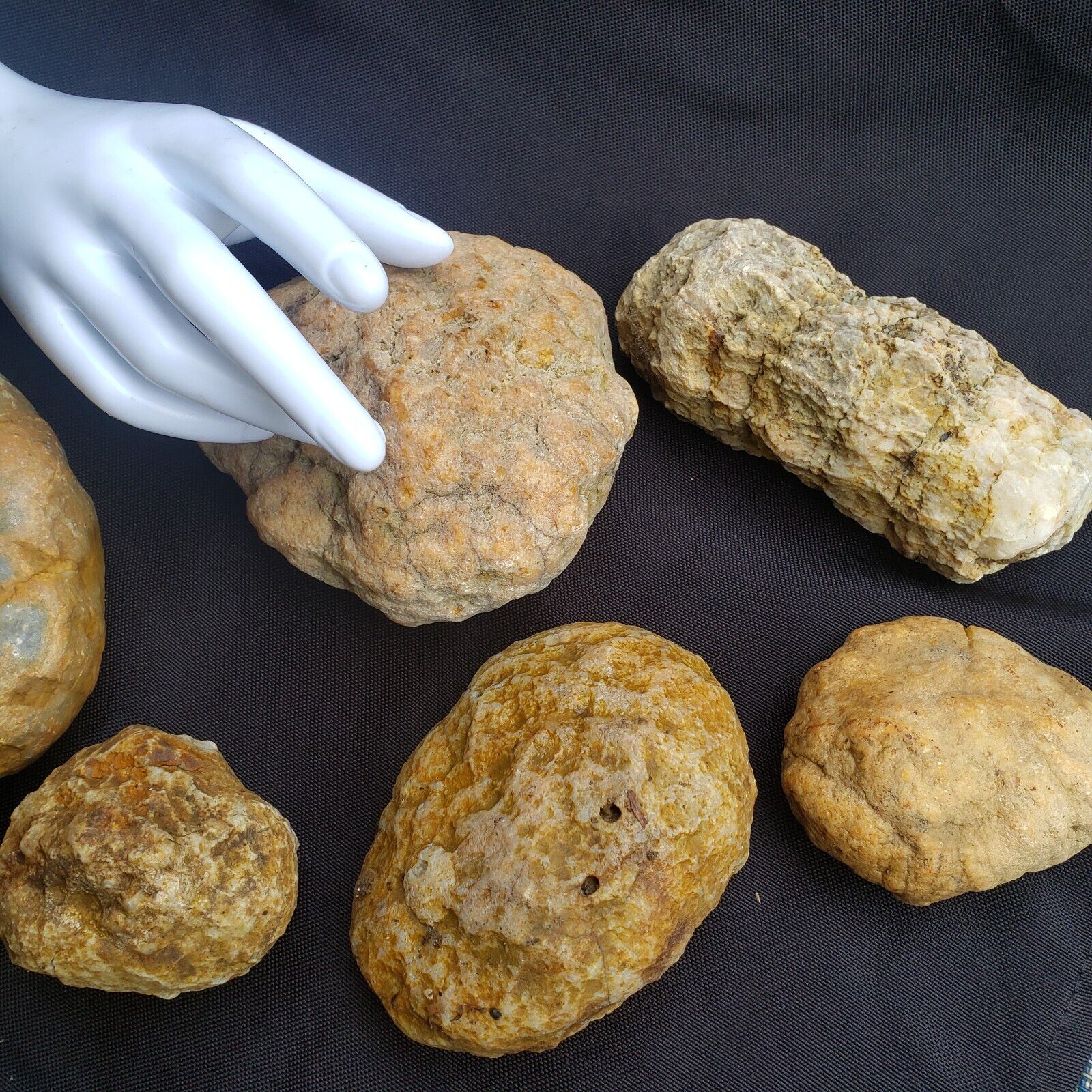 5 lbs Premium Kentucky Uncut Geodes Agates Nodules Lapidary Quartz Crystals Sale
