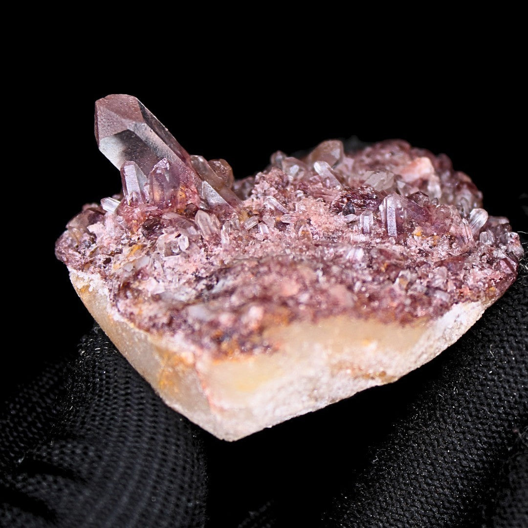 Phantom Quartz 68g 5x4 cm Raw Energy Stone for Meditation Growth