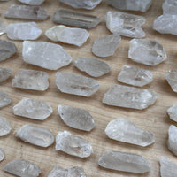 Natural Clear Quartz Crystal Points 1 to 3 Inches, Wholesale Bulk Lot