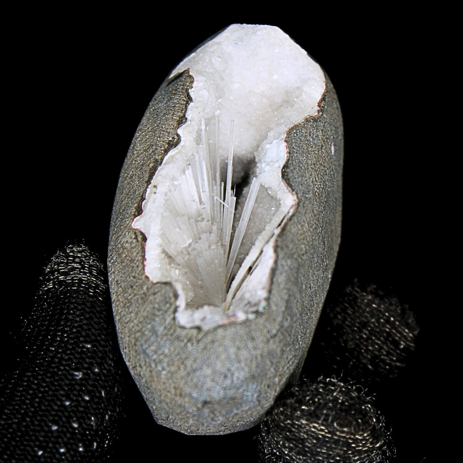 Raw Scolecite Geode 136g Healing Crystal Cluster Energy Stone India