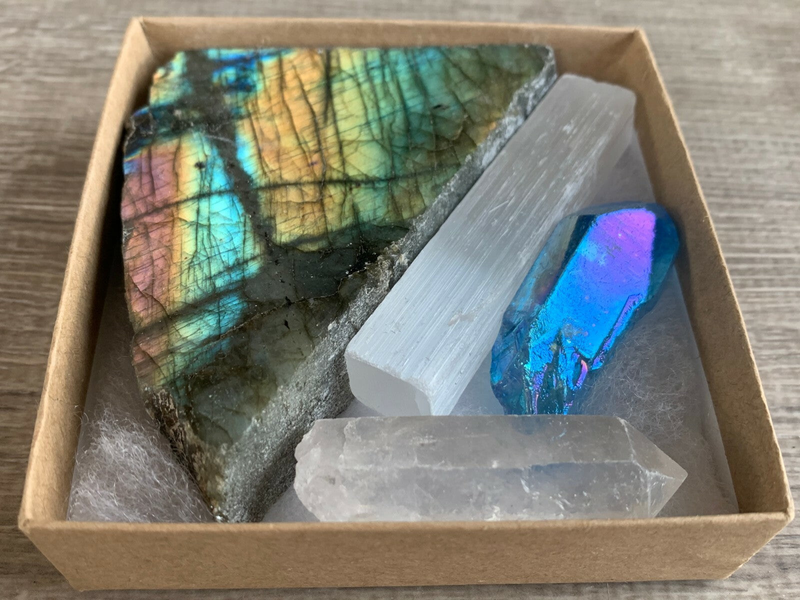 Premium Crystals & Healing Stones Set for New Beginnings, Meditation, Protection