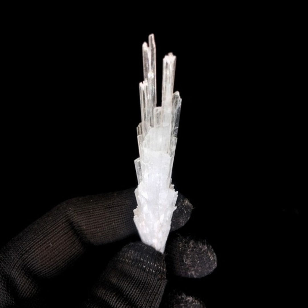 Rare Scolecite Spray Cluster 10g Zeolite Mineral Specimen India 11x2x1 cm