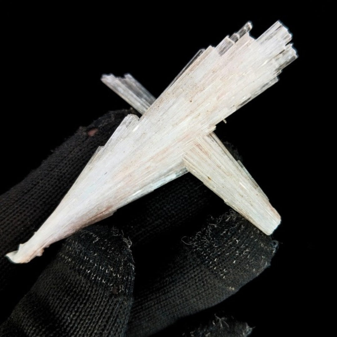 16g Rare Scolecite Spray Crystal Cluster Mineral Specimen from India