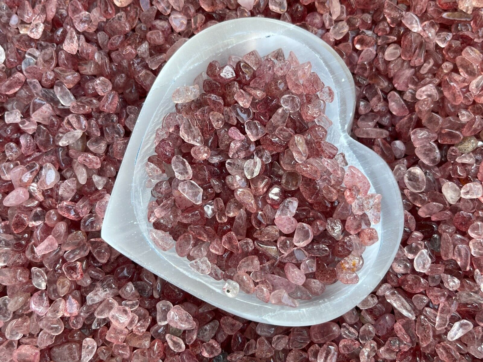Grade A++ Strawberry Quartz Semi Tumbled Gemstone Mini Chips 4 - 8 mm, Bulk Lot